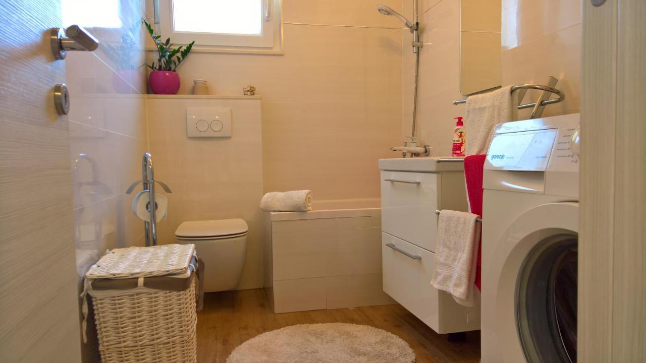Apartment Nives Opatija Buitenkant foto
